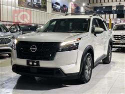 نیسان پاسفایندەر